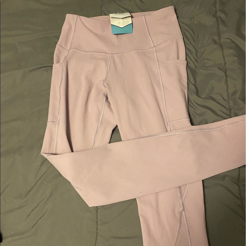 Pink/Purple Heath Yoga Leggings 7/8 Size Medium